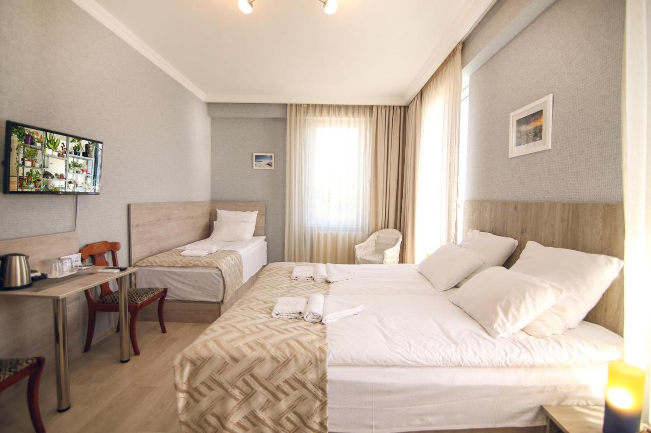 Hotel Kera Tiflis Exterior foto